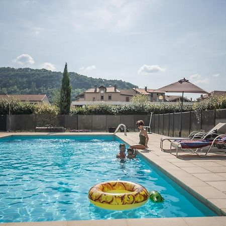 Hotel Cap Vert En Aveyron サンタフリク エクステリア 写真