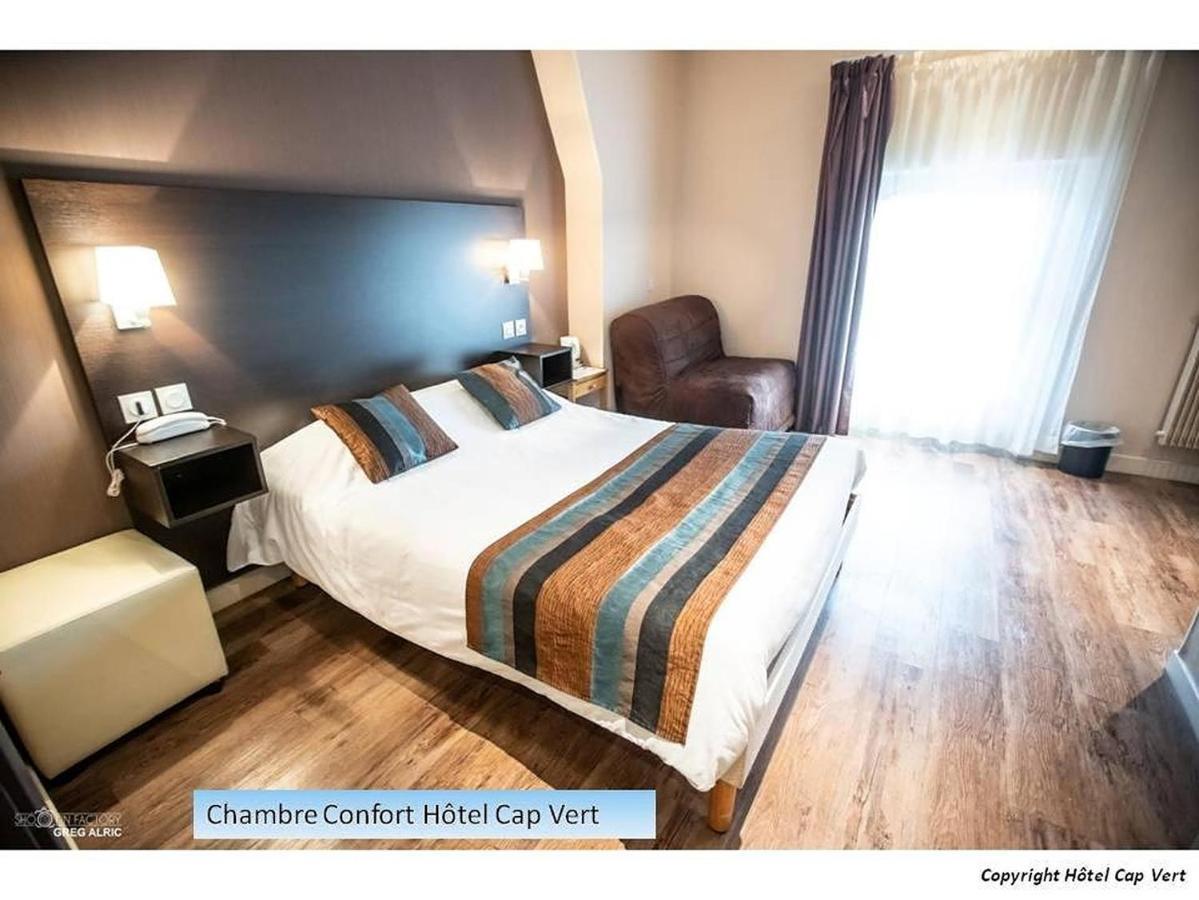 Hotel Cap Vert En Aveyron サンタフリク エクステリア 写真
