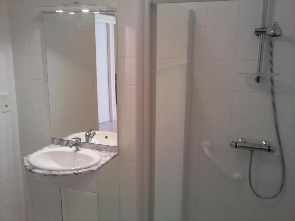 Hotel Cap Vert En Aveyron サンタフリク 部屋 写真
